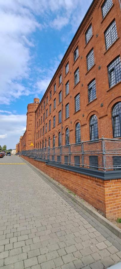 Loft Apartment " Amadeus " Tymienieckiego 25D วูดช์ ภายนอก รูปภาพ